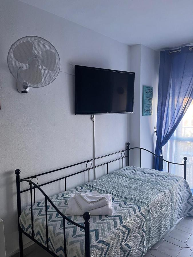 Ferienwohnung Minerva Holidays Estudio En Benalmádena Exterior foto